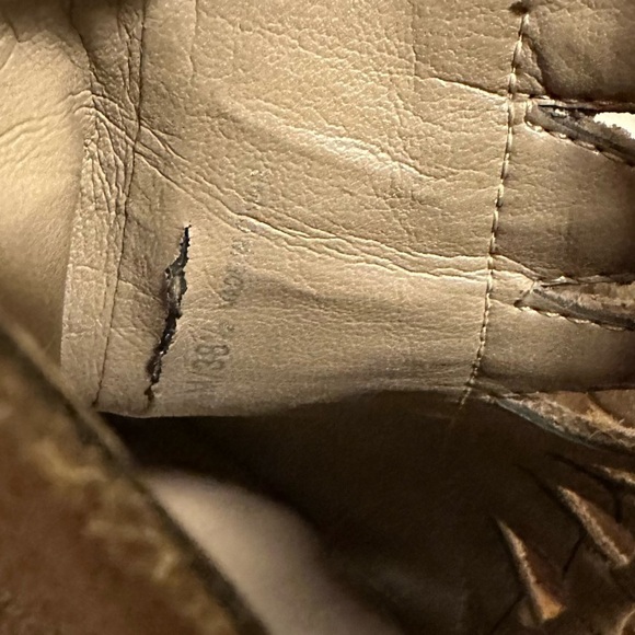 Vince Camuto Peera Tan Suede Cutout Ankle Booties Boots - Picture 11 of 13